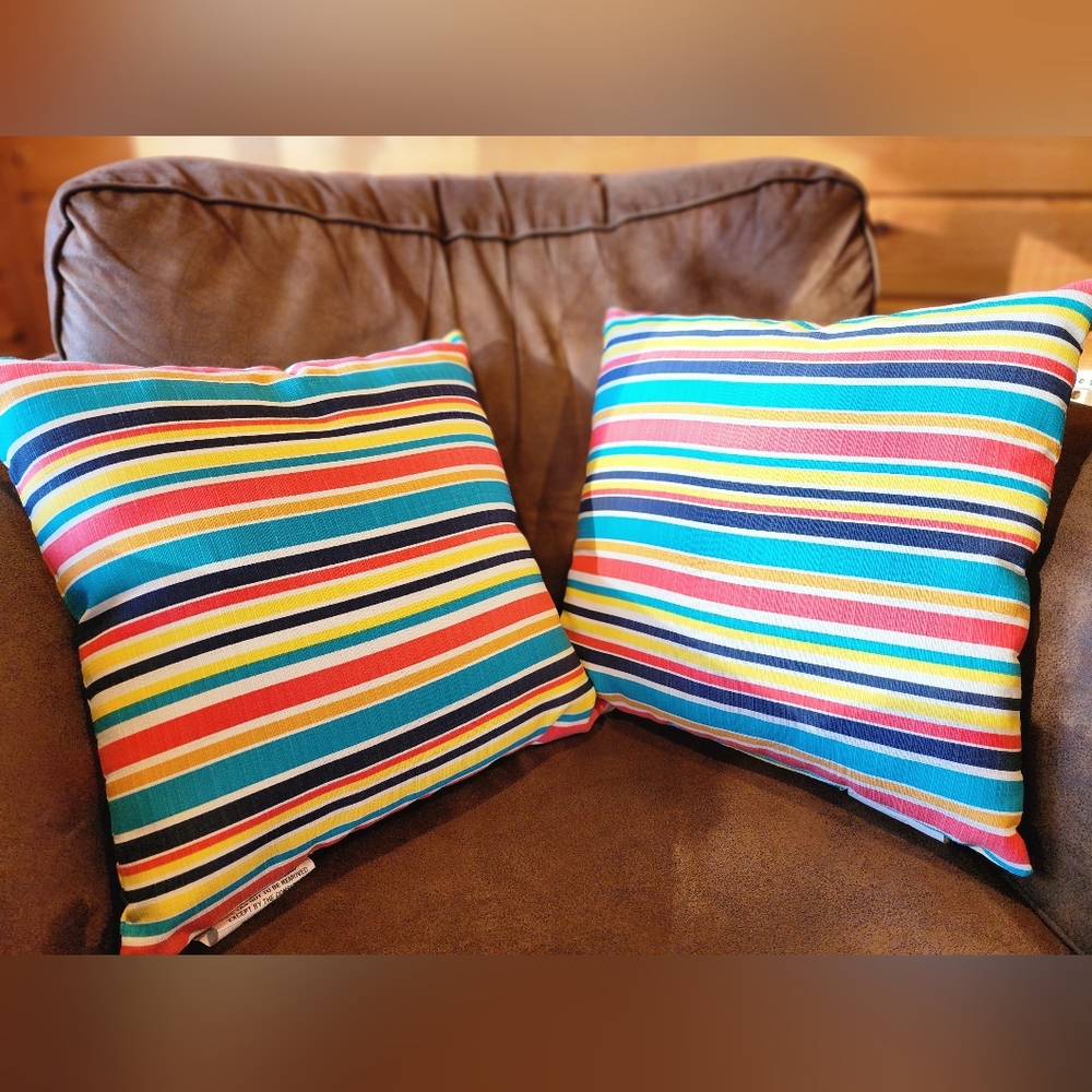 Throw Pillows